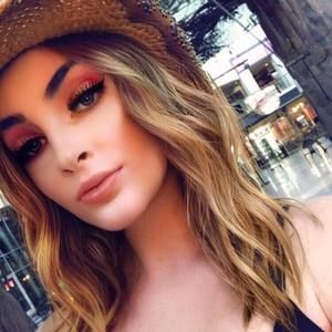 Meet your Posher, Breanne